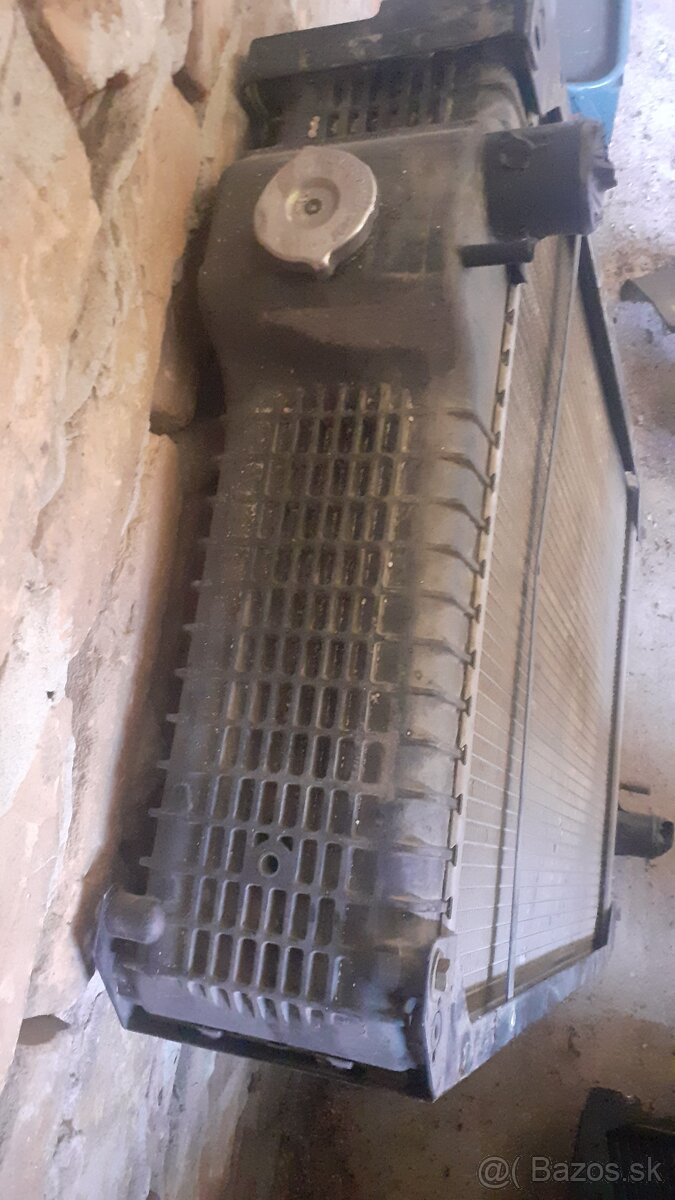 CHLADIČ- CASE IH-NEW HOLLAND - 6