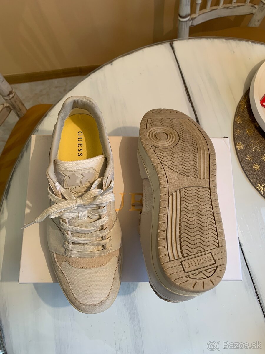 Tenisky GUESS SAVA LOW - 6