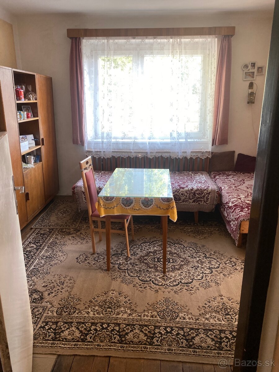 NOVÁ CENA: Rodinný dom pod lesom v Nitrici - 6