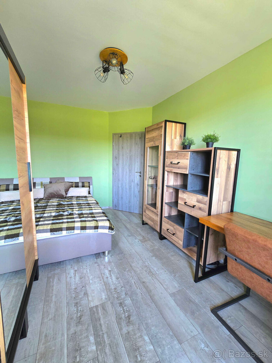 3 iz. byt v súkromnom rezidenčnom areáli, s bazénom,altánkom - 6