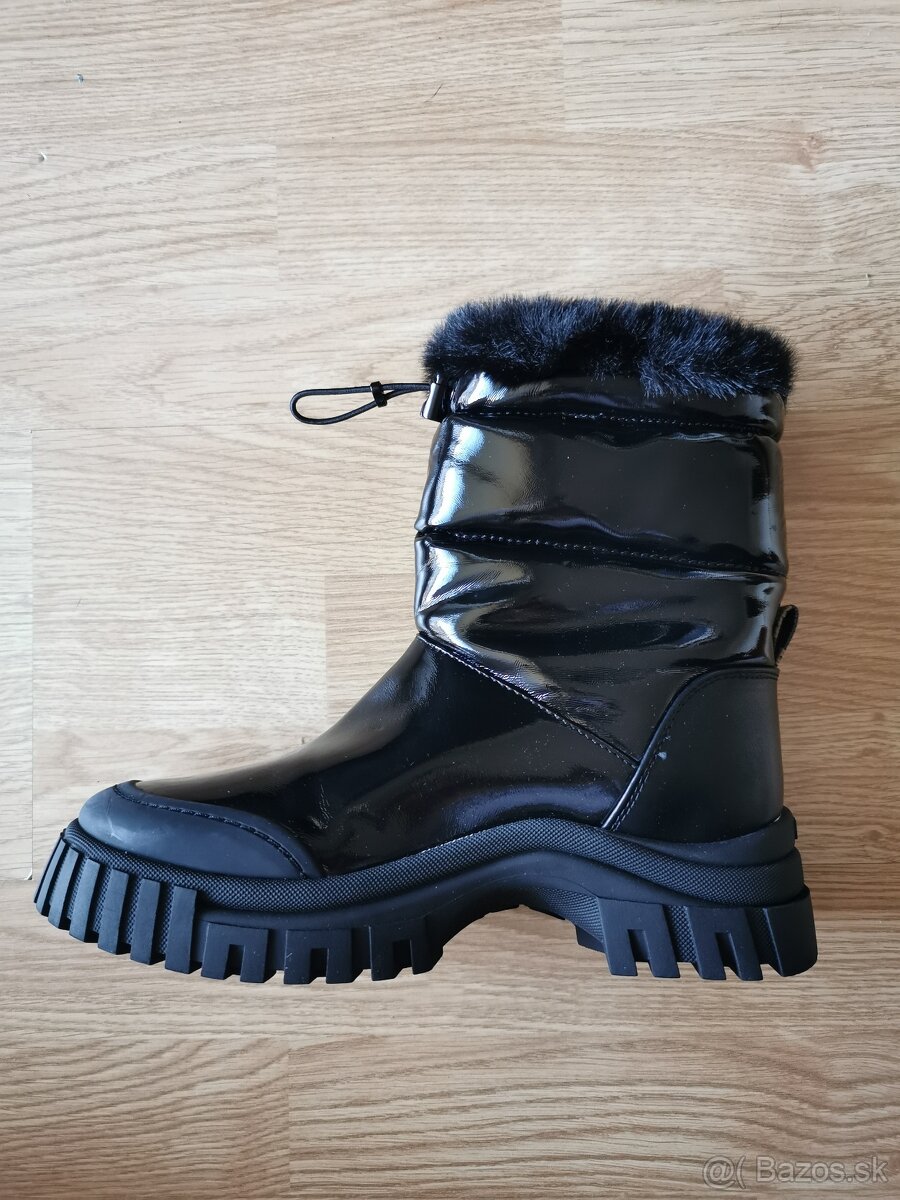 Zateplene čižmy Guess - 6