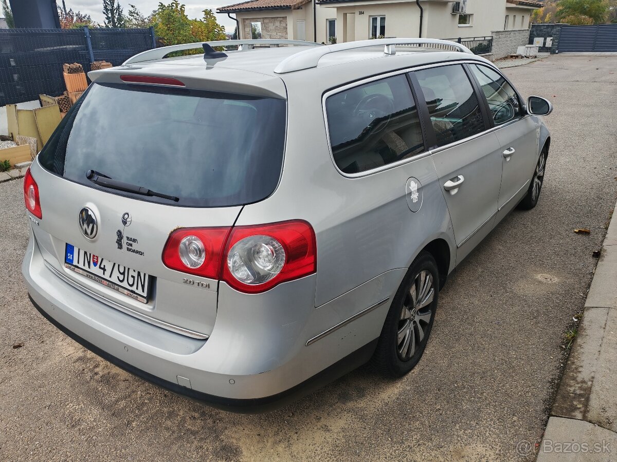 VW Passat B6 2.0 TDI Highline DSG Nová STK / EK - 6