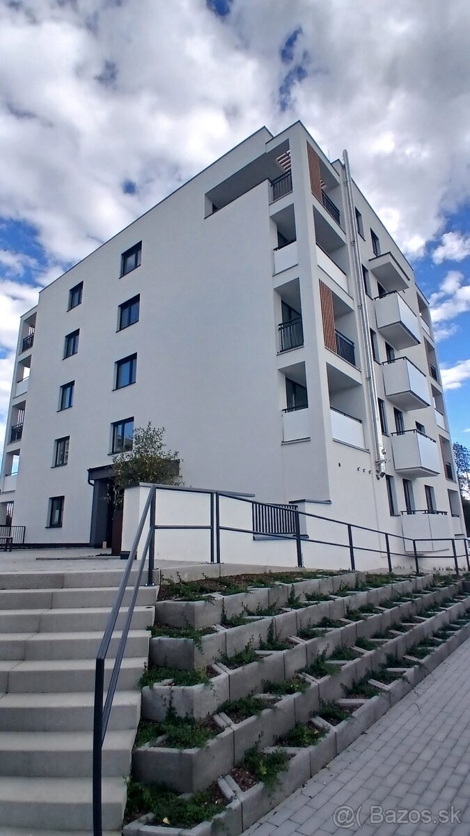 Prenájom 1-izbového bytu s PARKOVANÍM – Trenčín, Vinohrady - 6