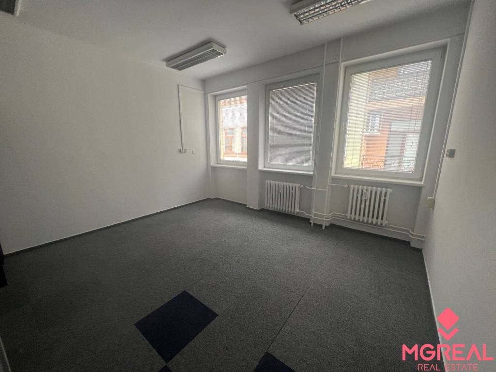 Kancelárie Topoľčany / NA PRENÁJOM - 6