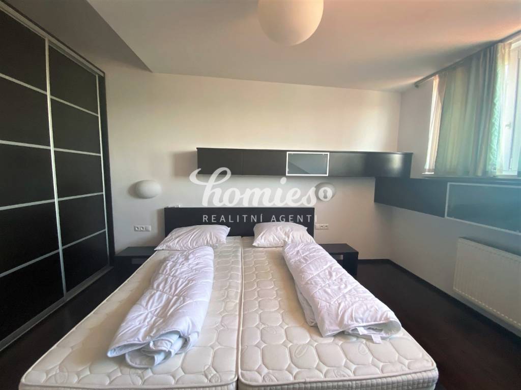 PRENÁJOM 4 izbový byt priamo v centre Nitry - 6