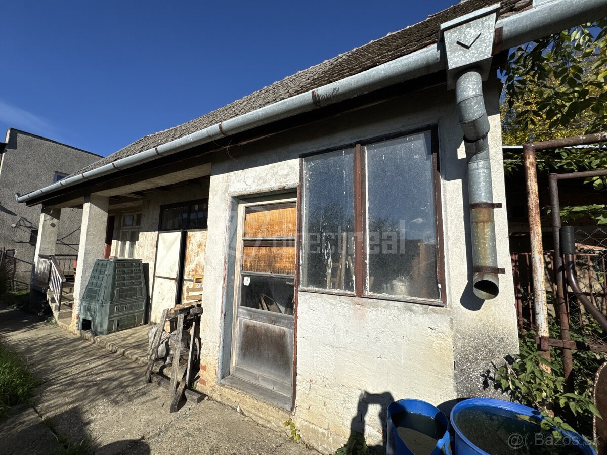 Priestranný rodinný dom s veľkým pozemkom v obci Bojn… - 6