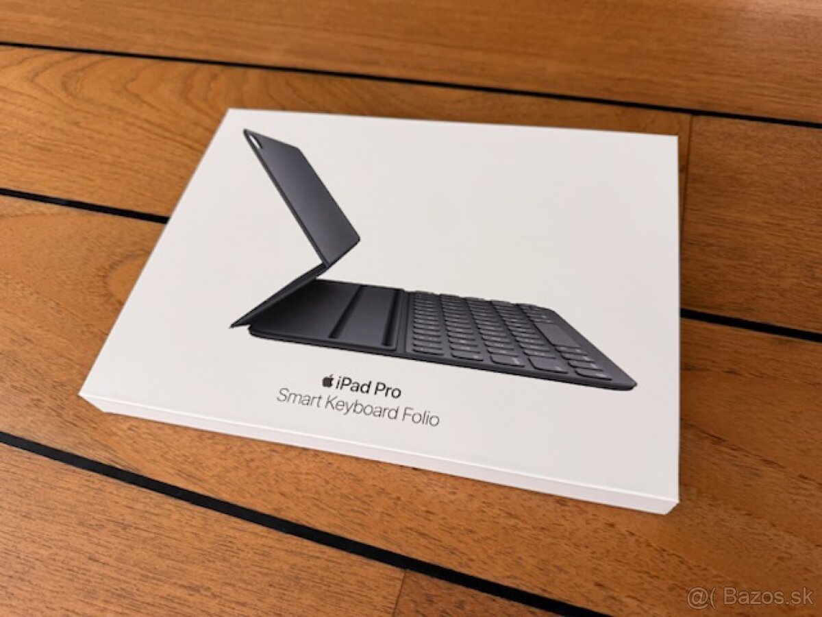 iPad Pro 11 256 GB, Apple Magic Keyboard Folio - 6