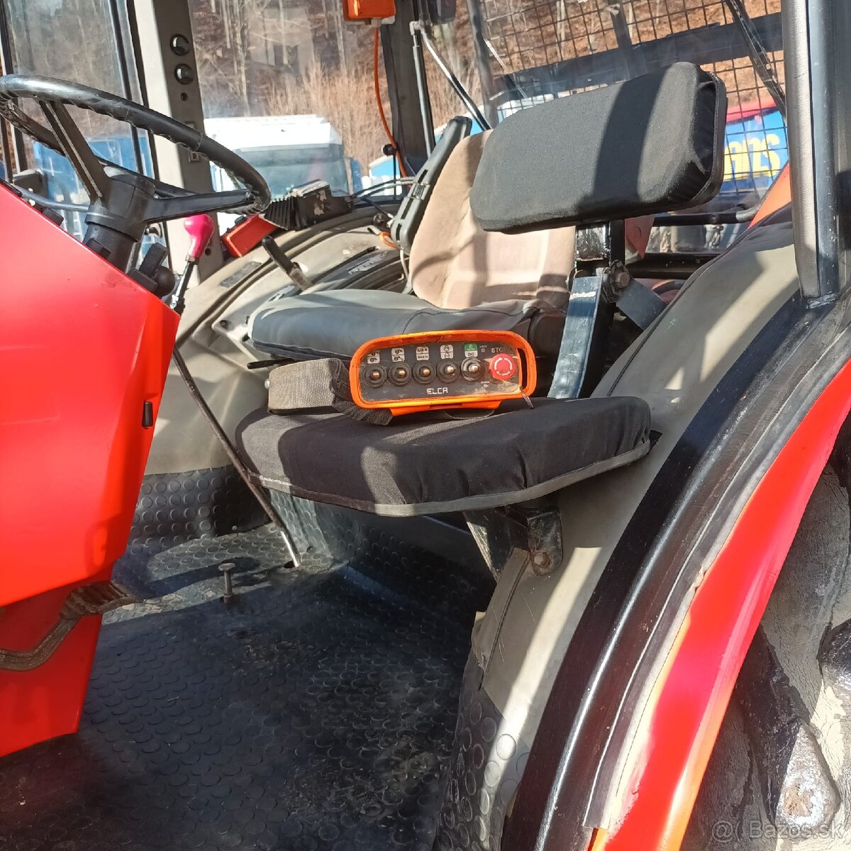 Predám traktor Zetor 9540 - 6