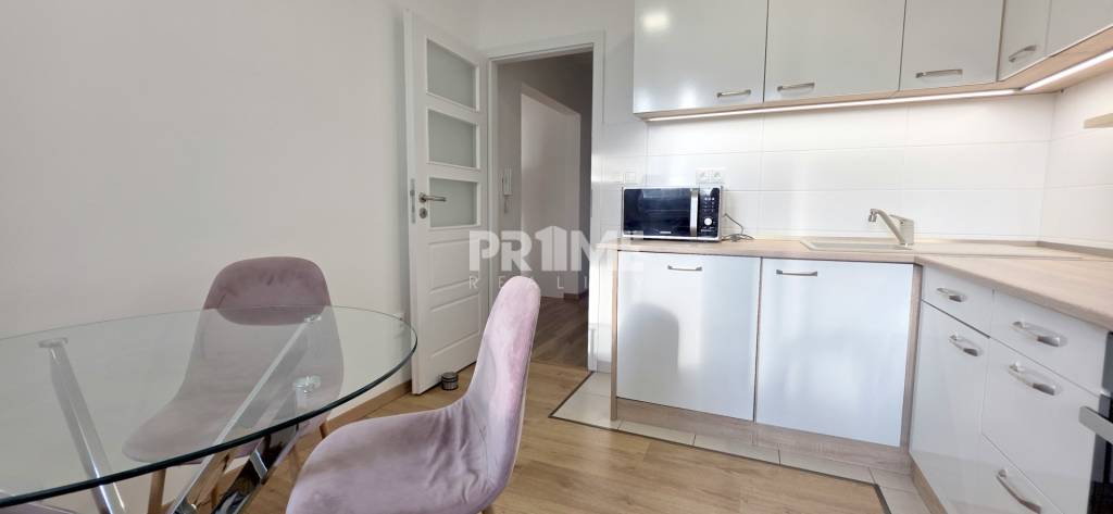 MODERNÝ 3i BYT, REKONŠTRUKCIA,LOGGIA,KLÍMA, Ševčenková ulica - 6