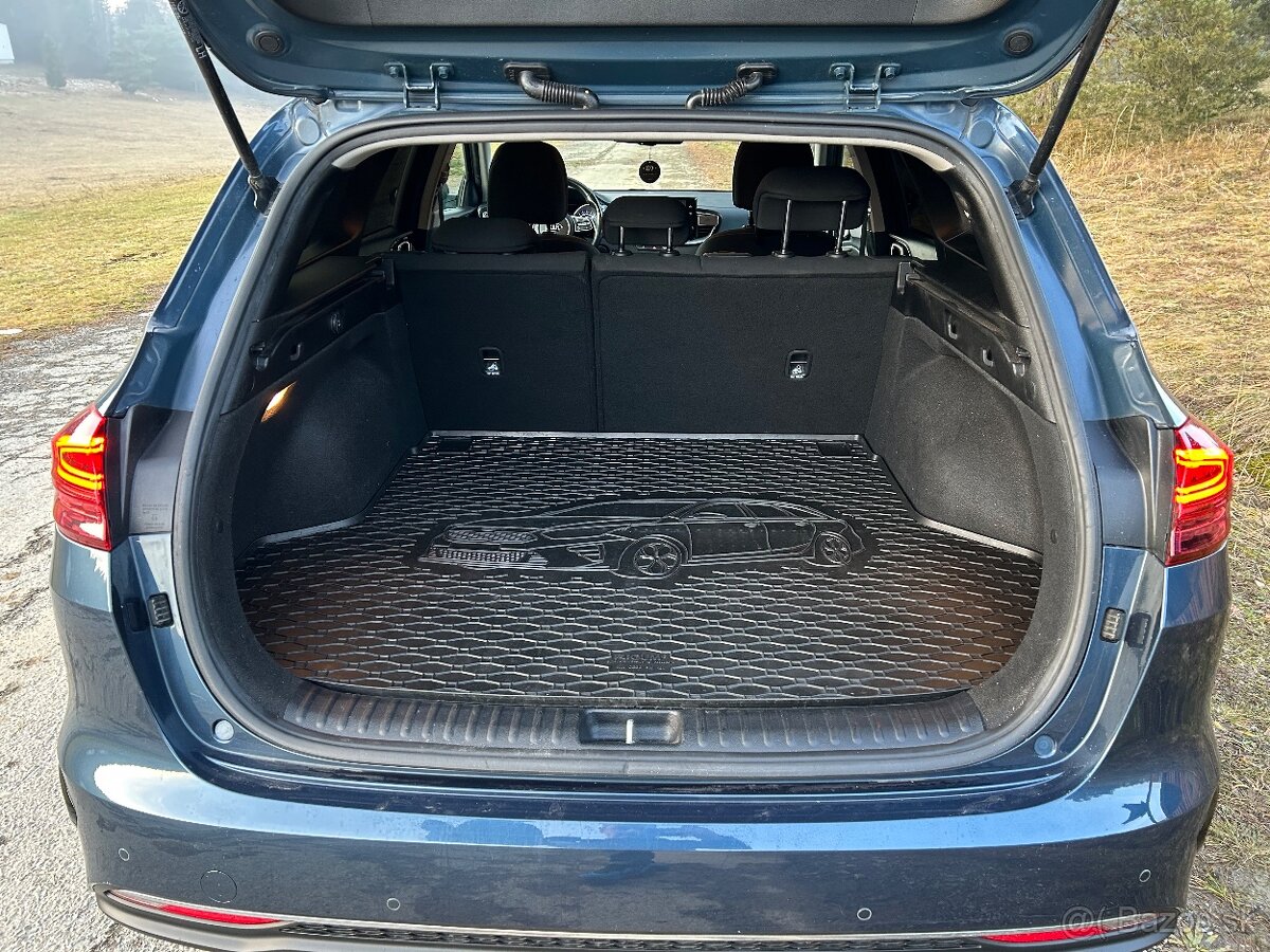 KIA Ceed SW 1.6 Crdi Gold Možný odpočet DPH - 6