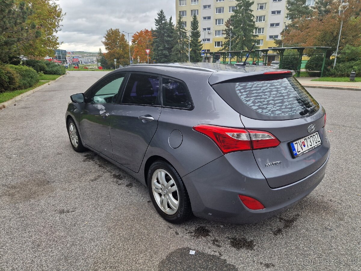 Hyundai i30 1.6CRDI 94kw - 6