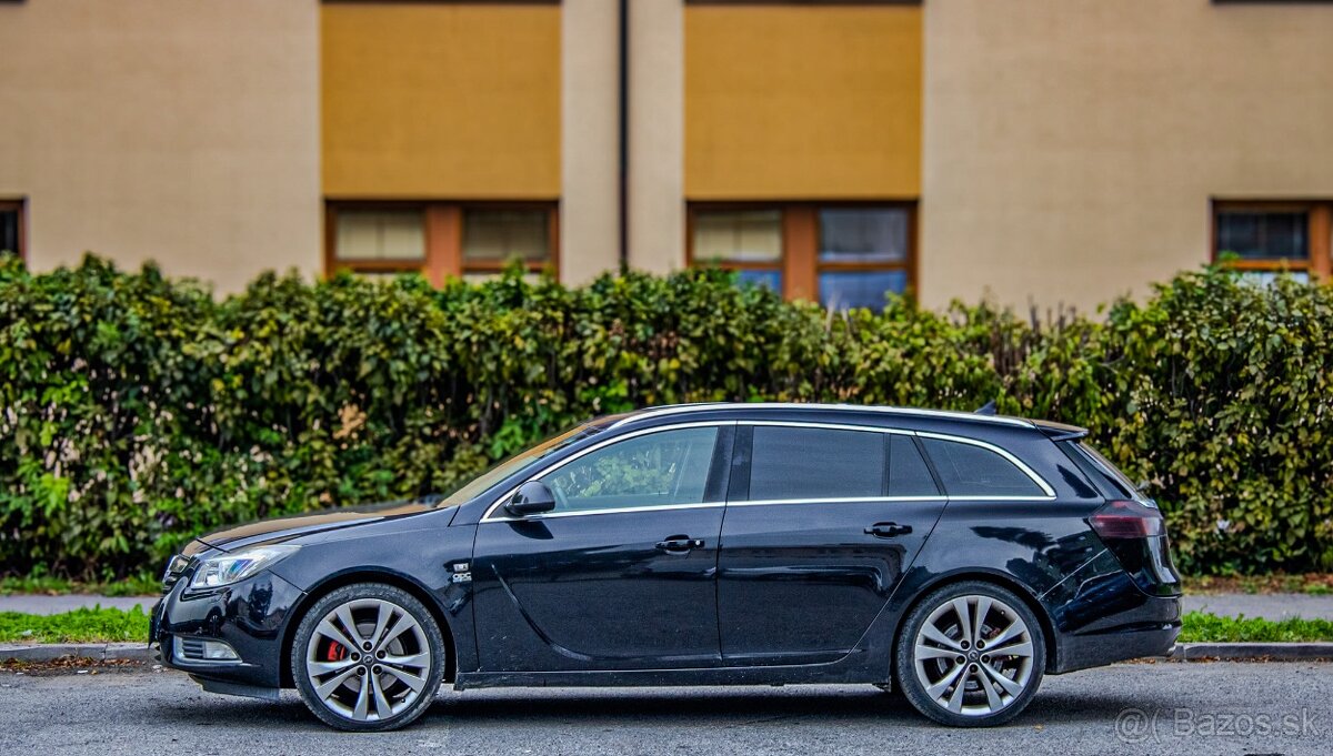 Opel Insignia ST 2.0 Turbo ECOTEC Cosmo - 6