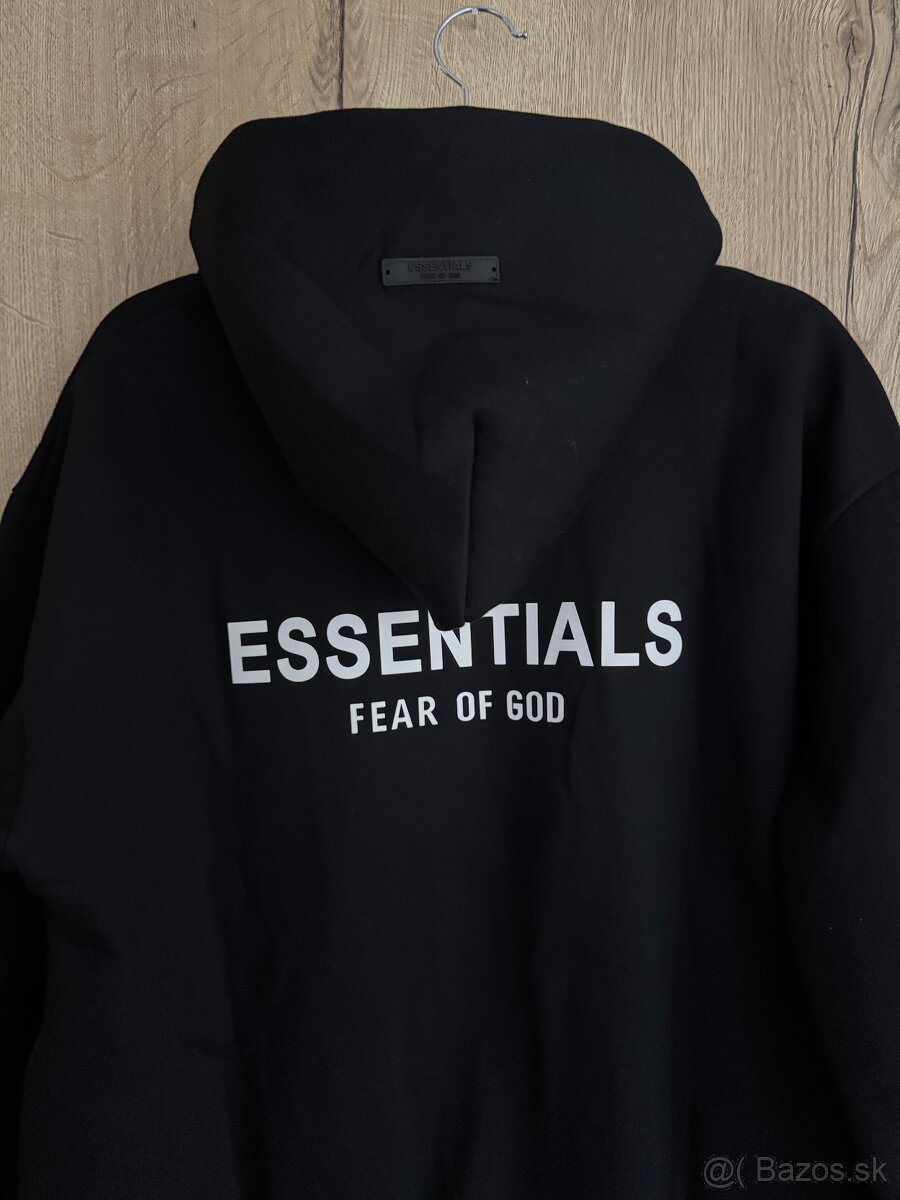 Essentials tepláková súprava / NOVÁ / veľk. M - 6