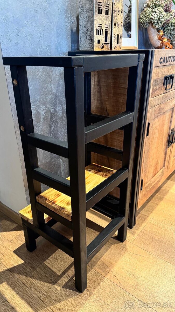 Predám učiacu vežu čierna - opálené drevo - 6