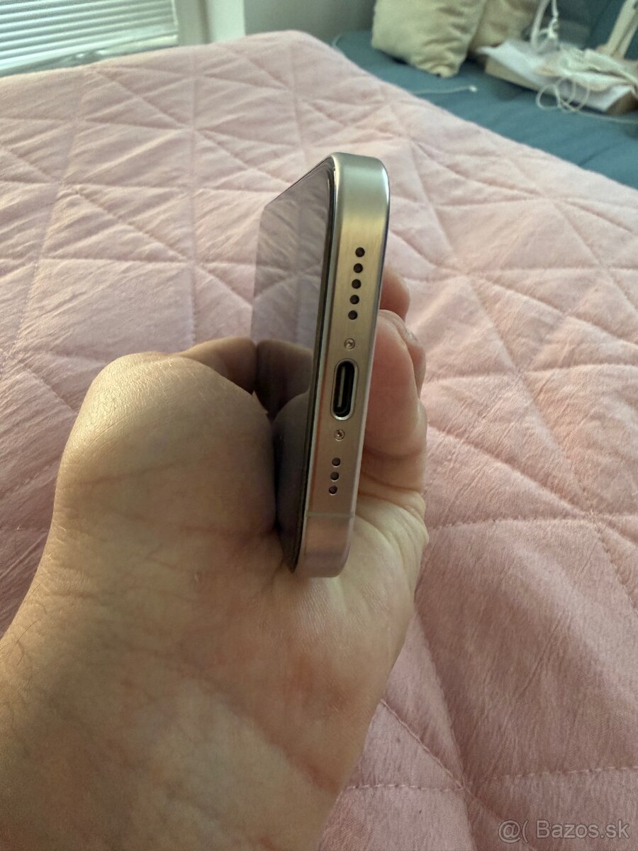 iPhone 15 Pro 128GB - 6