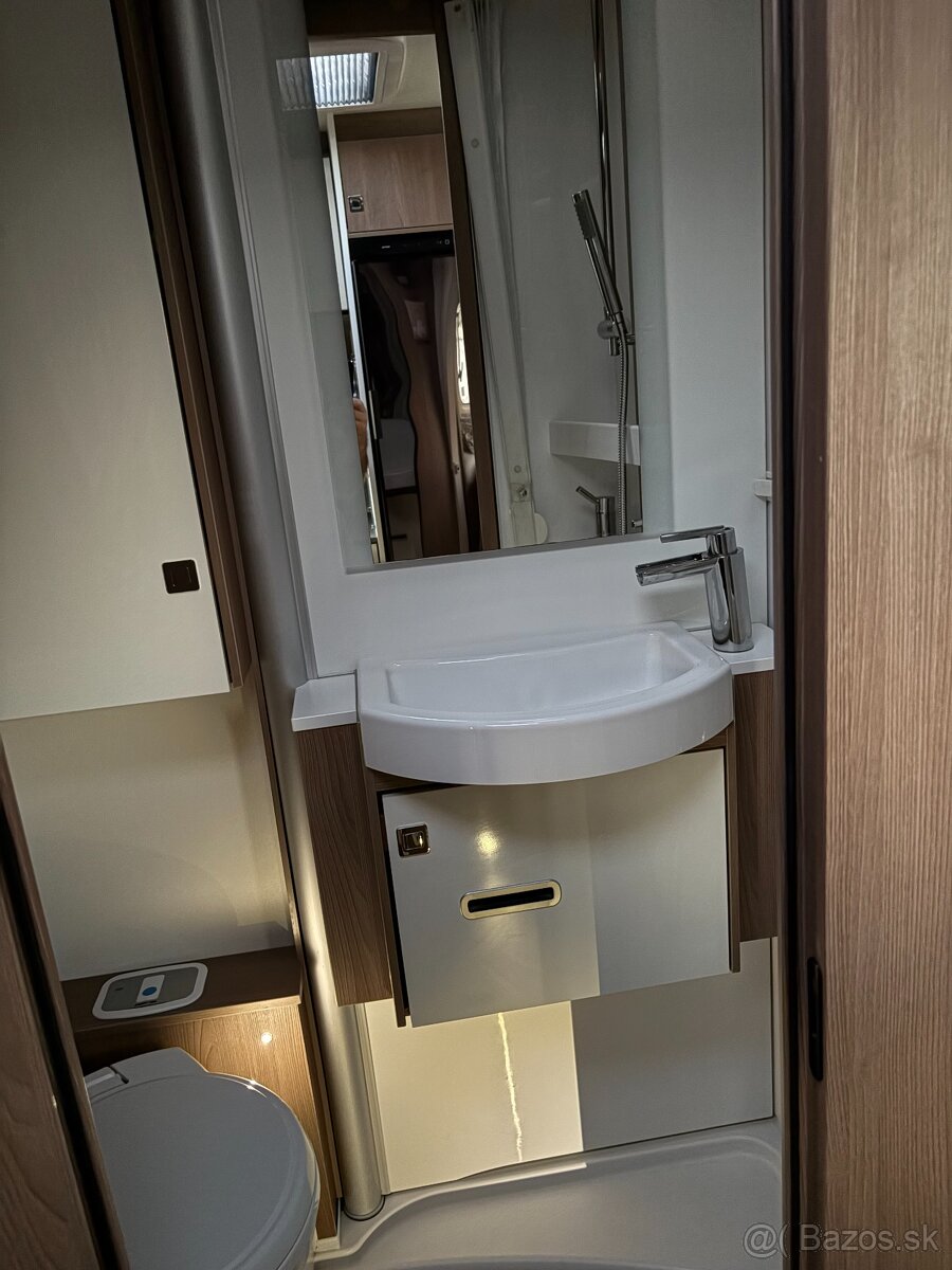 Autokaravan BÜRSTNER Lyseo 690 Harmony - 6