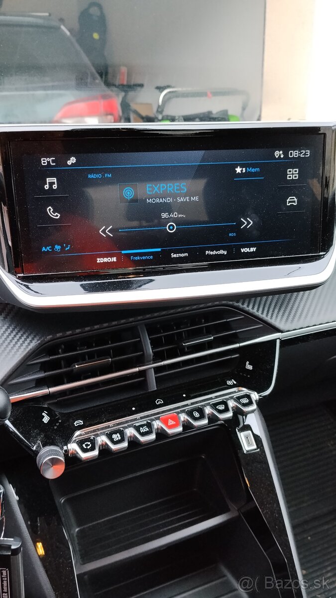 Predám Peugeot 208 1,2 55 kw - 6