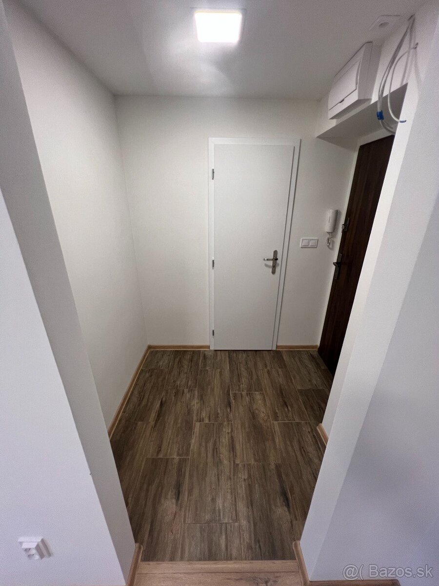 2izbový byt HANDLOVÁ - 6