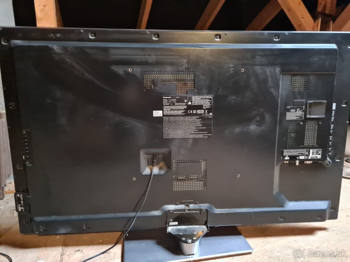 Predám Panasonic TX-L55ET5E, 55" (140 cm) - 6