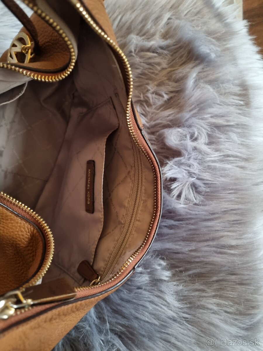 Kožená kabelka Michael Kors - 6