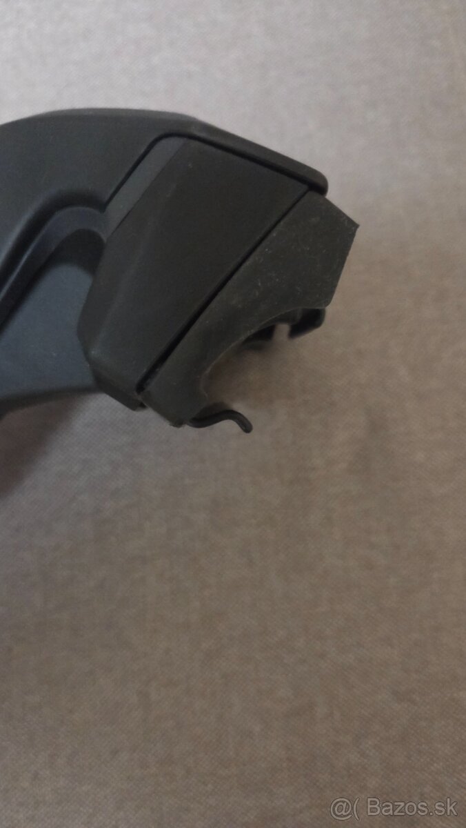 Audi A6 Avant thule stresny nosic - 6