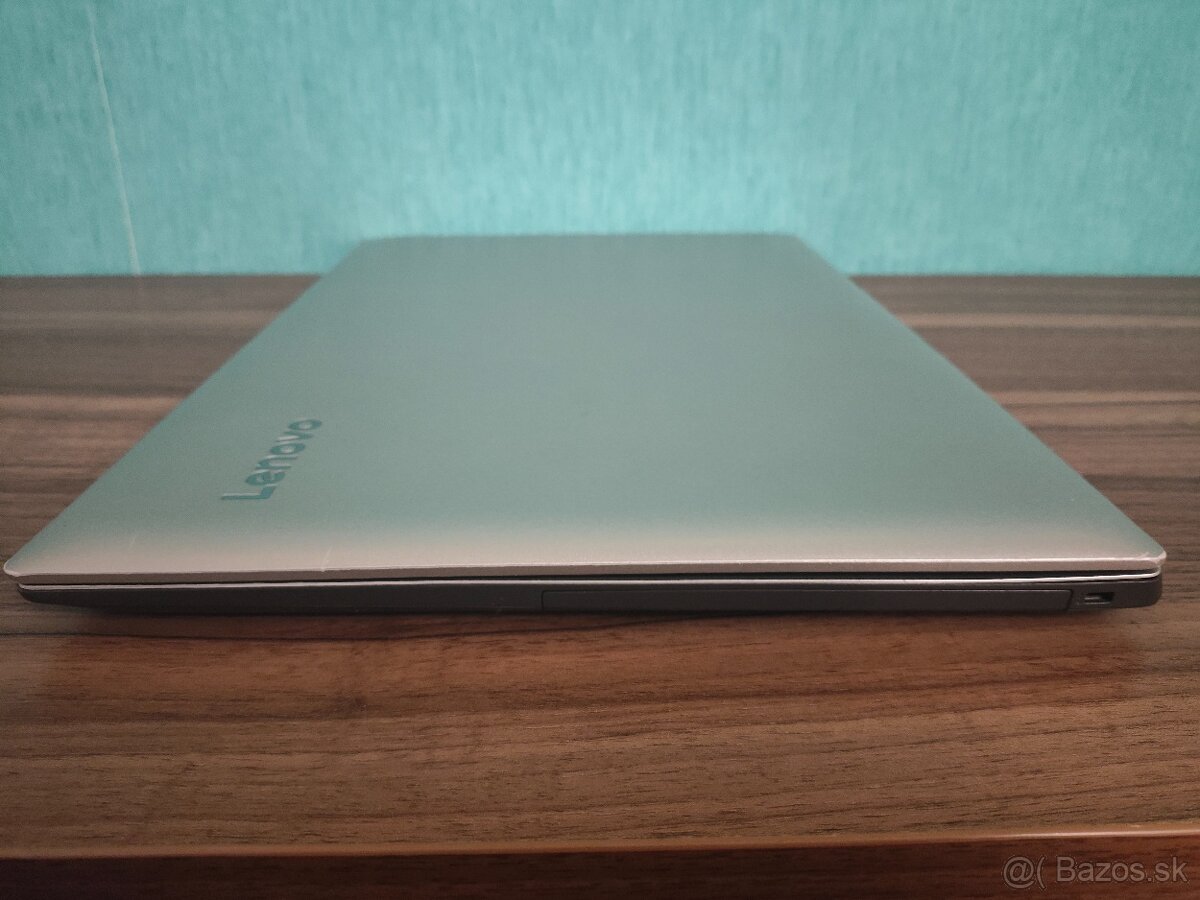 Lenovo IdeaPad 330 17 – i5 / 8GB / 256GB - 6