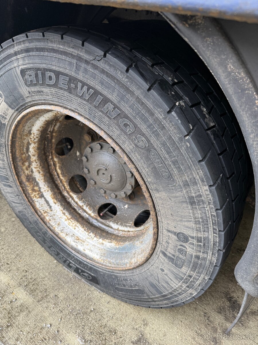 Iveco eurocargo 120E24 čelo - 6