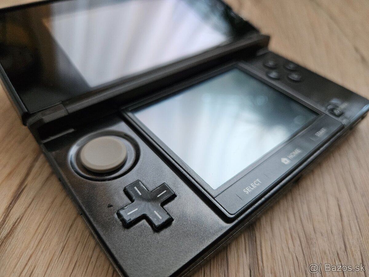 Nintendo 3DS box - 6