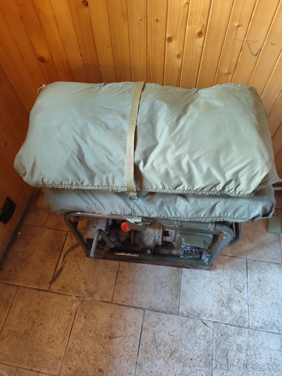 Predám vojenskú elektrocentrálu 3kw + 2 spcáky - 6