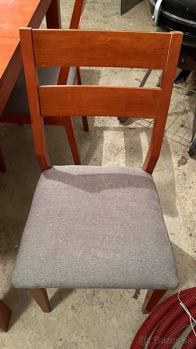 Jedálenský stôl so stoličkami - 6