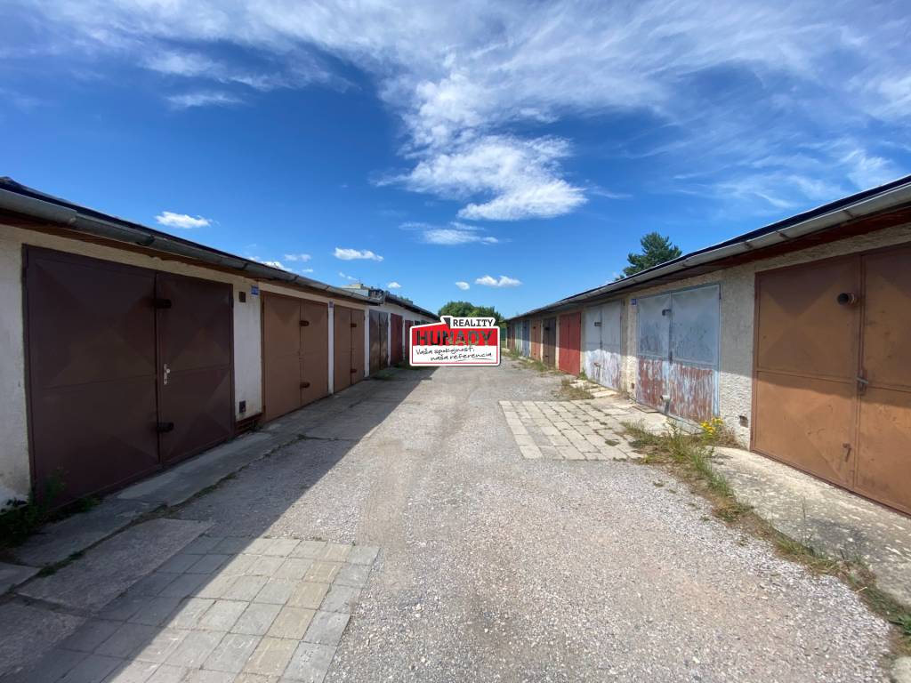 ZNÍŽENÁ CENA (36 m²) DVOJGARÁŽ ZÁPAD 1 - 6