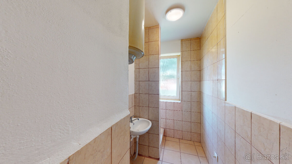 4 BYTY a SKLADOVÉ PRIESTORY / 11% ročne potenciálny výnos - 6