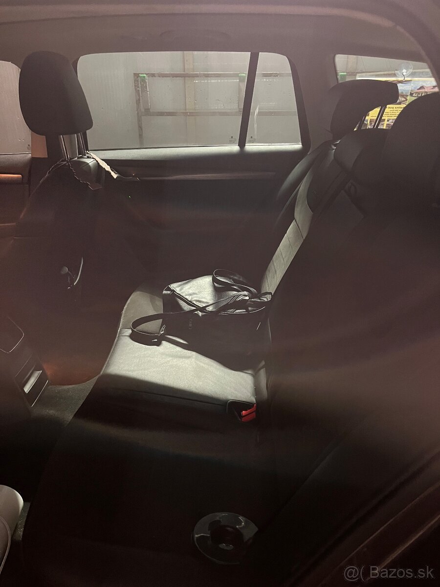 Škoda octavia combi SCOUT 2.0 TDi DSG 4x4 - 6