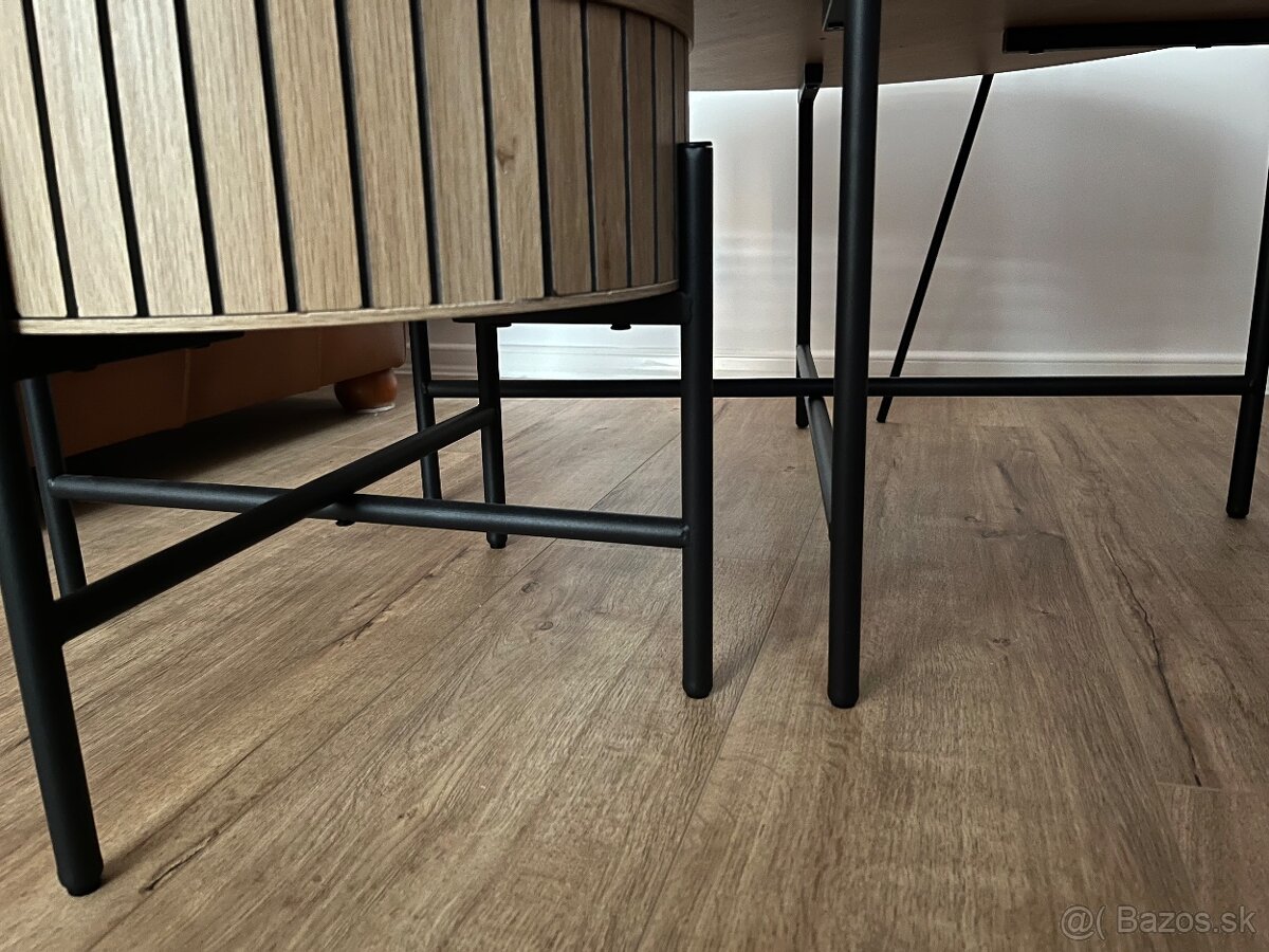 Konferencný stolik - 6