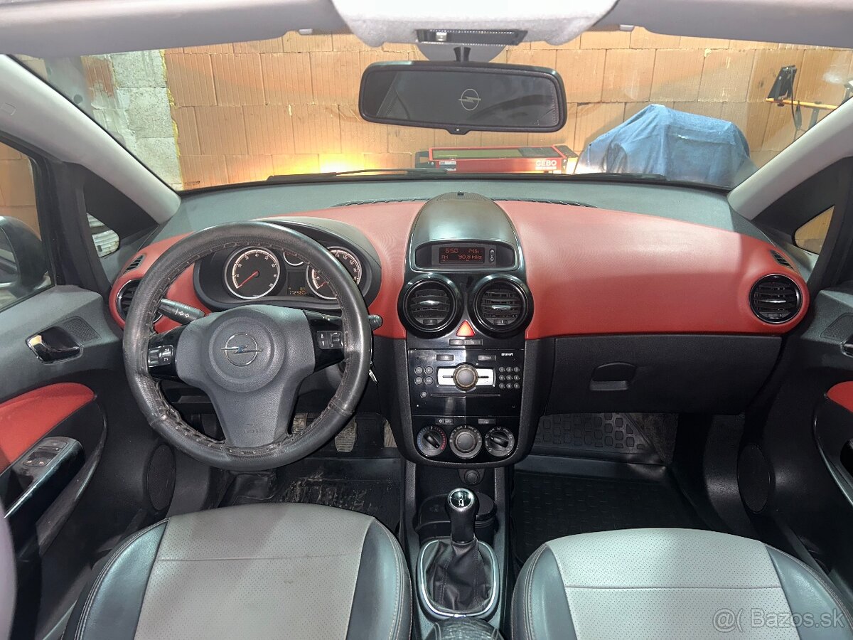 Predám opel corsa d rok2010 1.2 16v 59kw - 6