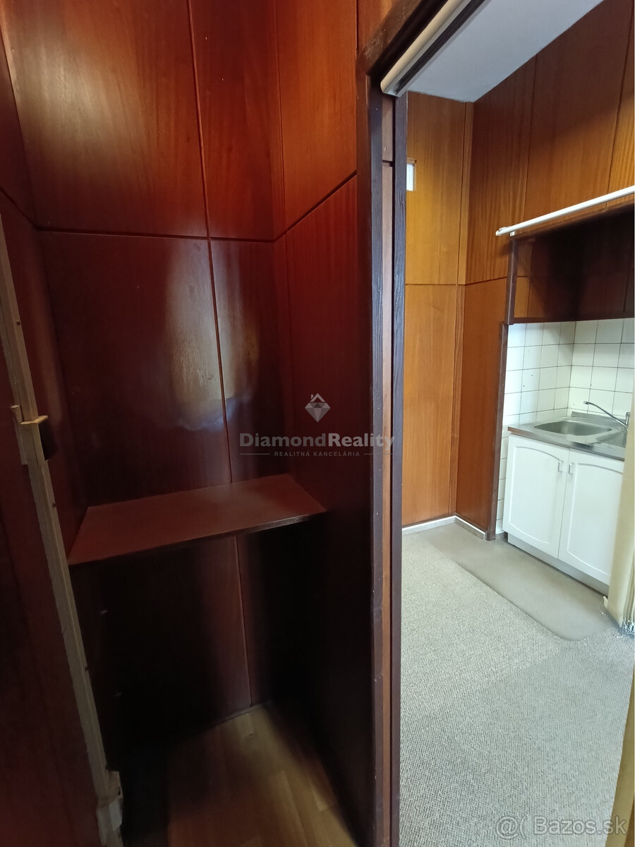 Na prenájom dvojkancelária Nitra - Mlynárce - 6