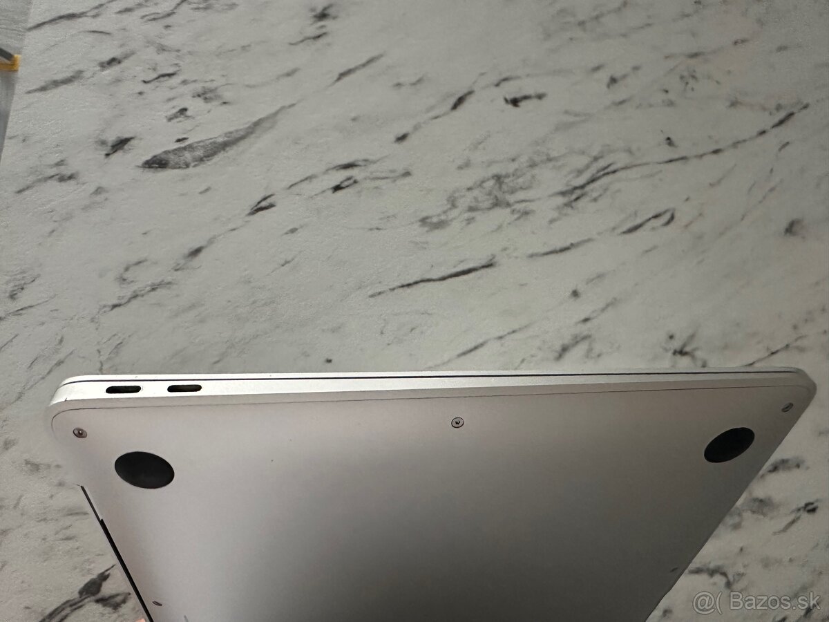 Apple MacBook Air 13" 2020 - 6