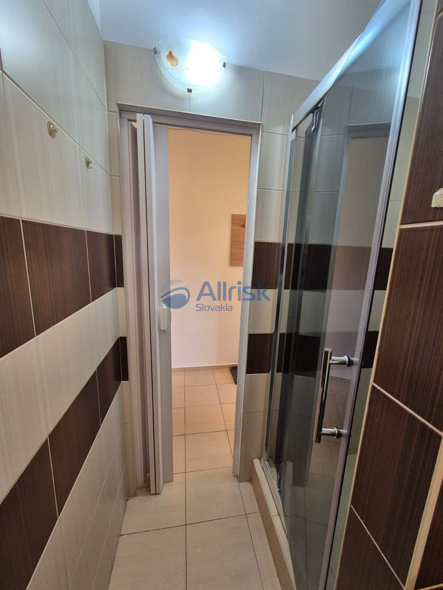 Prenájom zariadenej garsónky v obľúbenej lokalite mesta Šaľa - 6