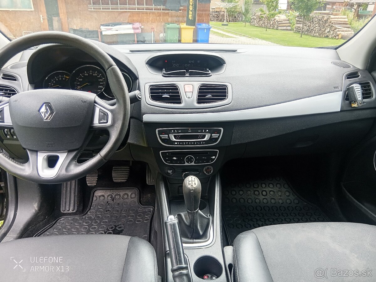 Renault fluence 1,6 - 6