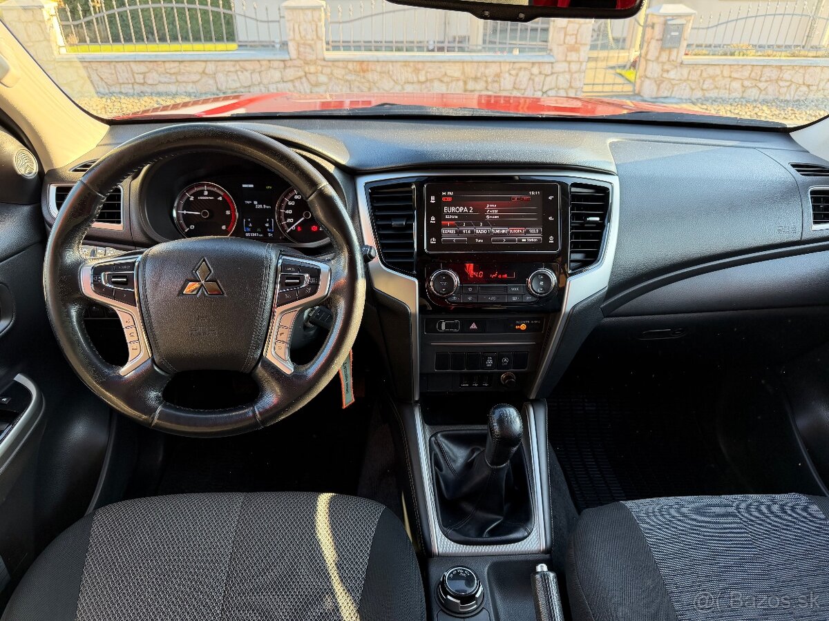Mitsubishi L200 - 6