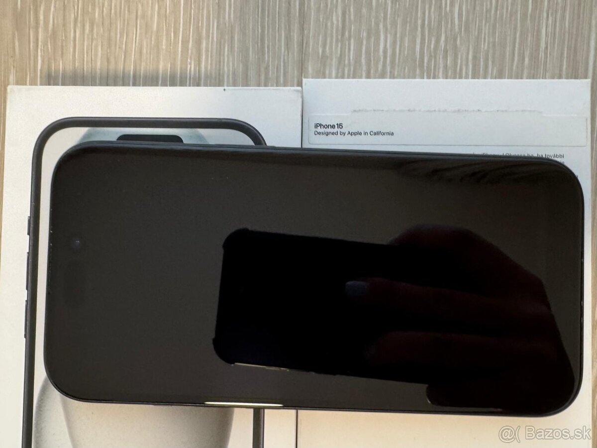 iPhone 15, 128GB Black - TOP stav - 6