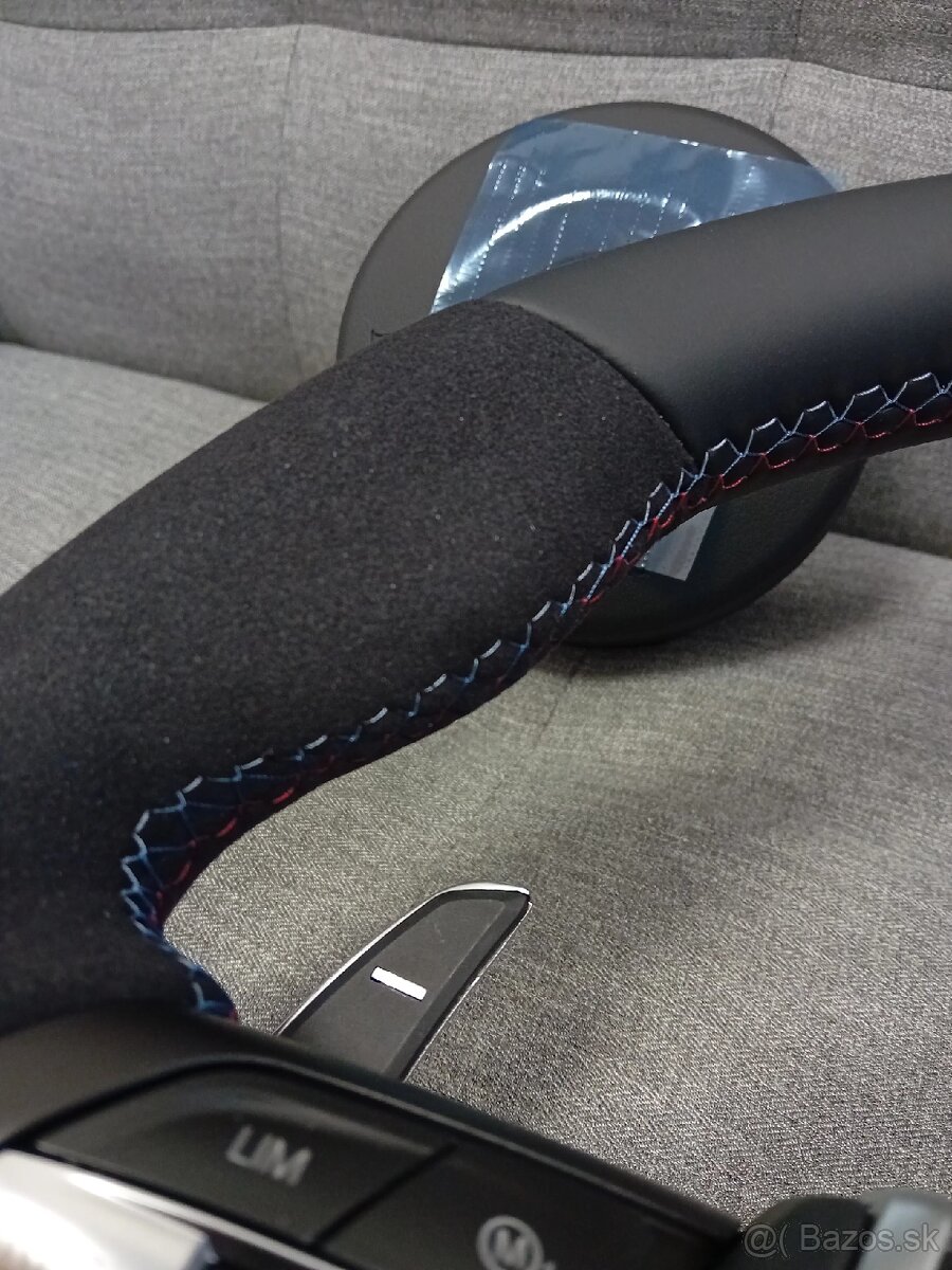 Športový alcantara BMW volant - 6