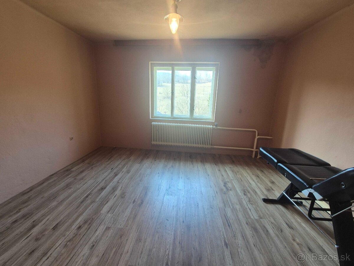 Predaj 2 izbový dom Valaská Belá pozemok 605 m2 - 6