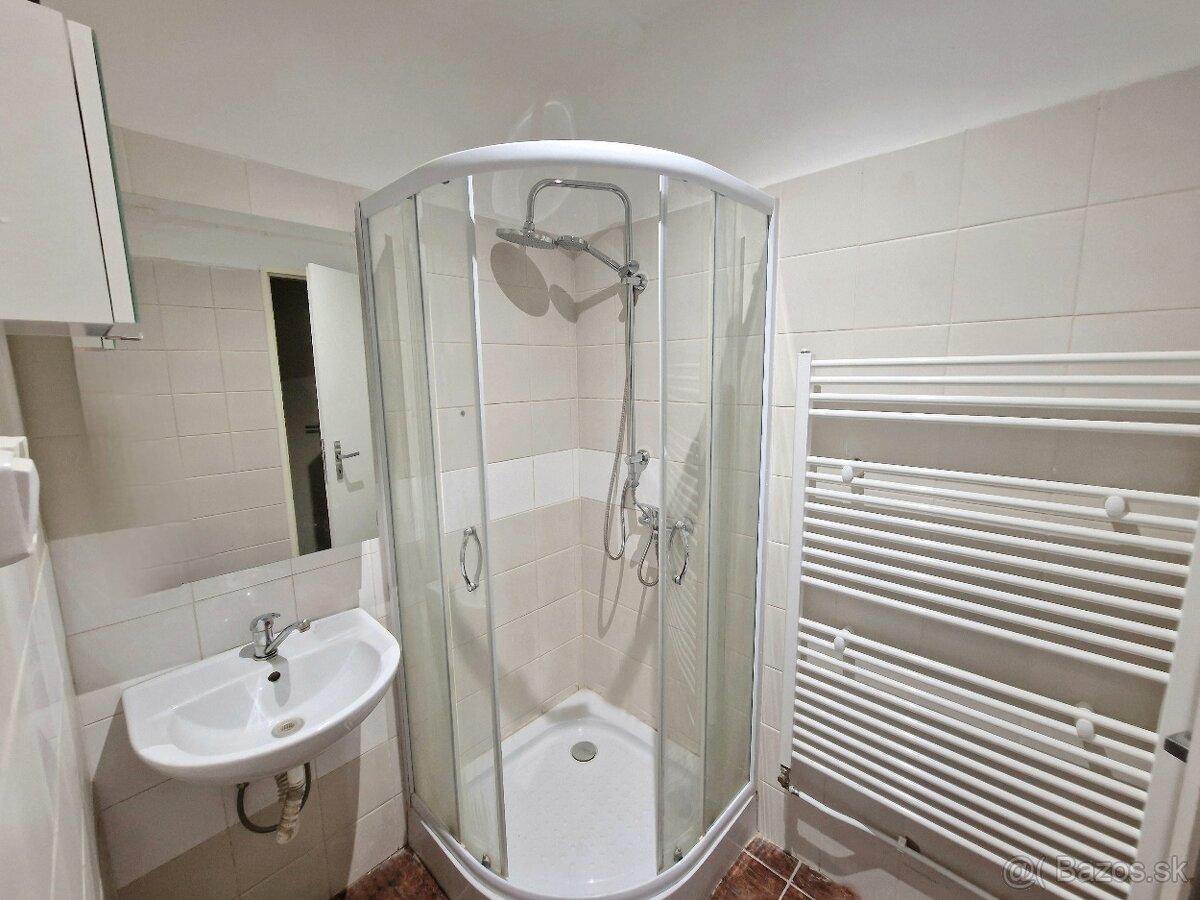 2 izbový byt v centre mesta - 6