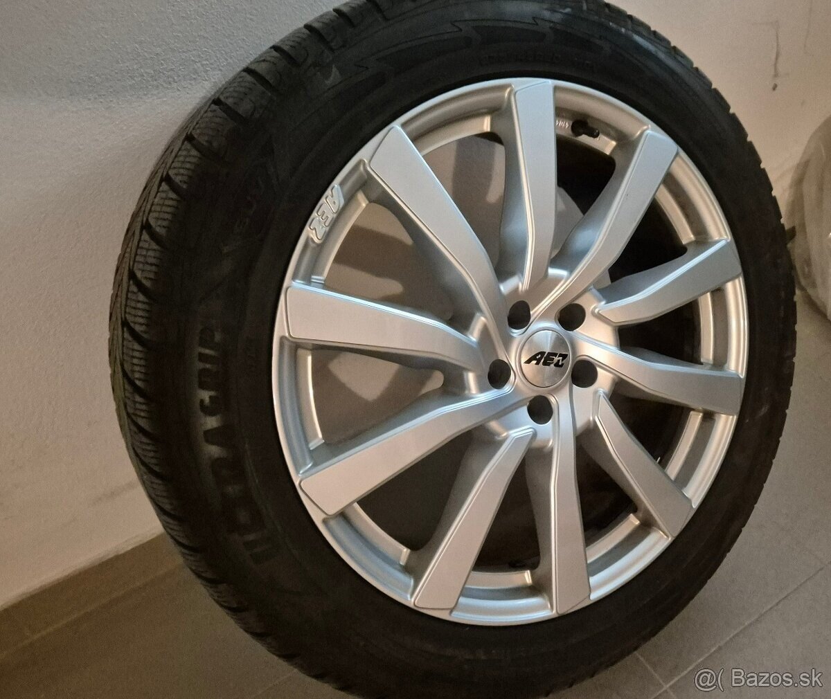 Kompletné zimné kolesá 275/45/R20 - 6