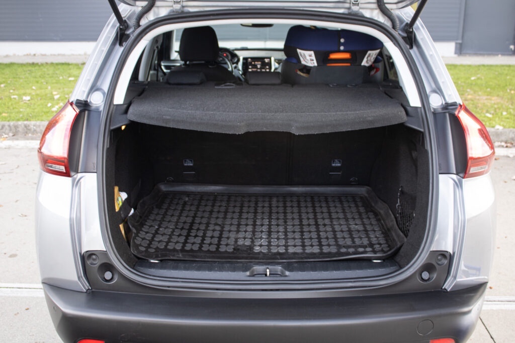 Peugeot 2008 1.2 PureTech Style - 6