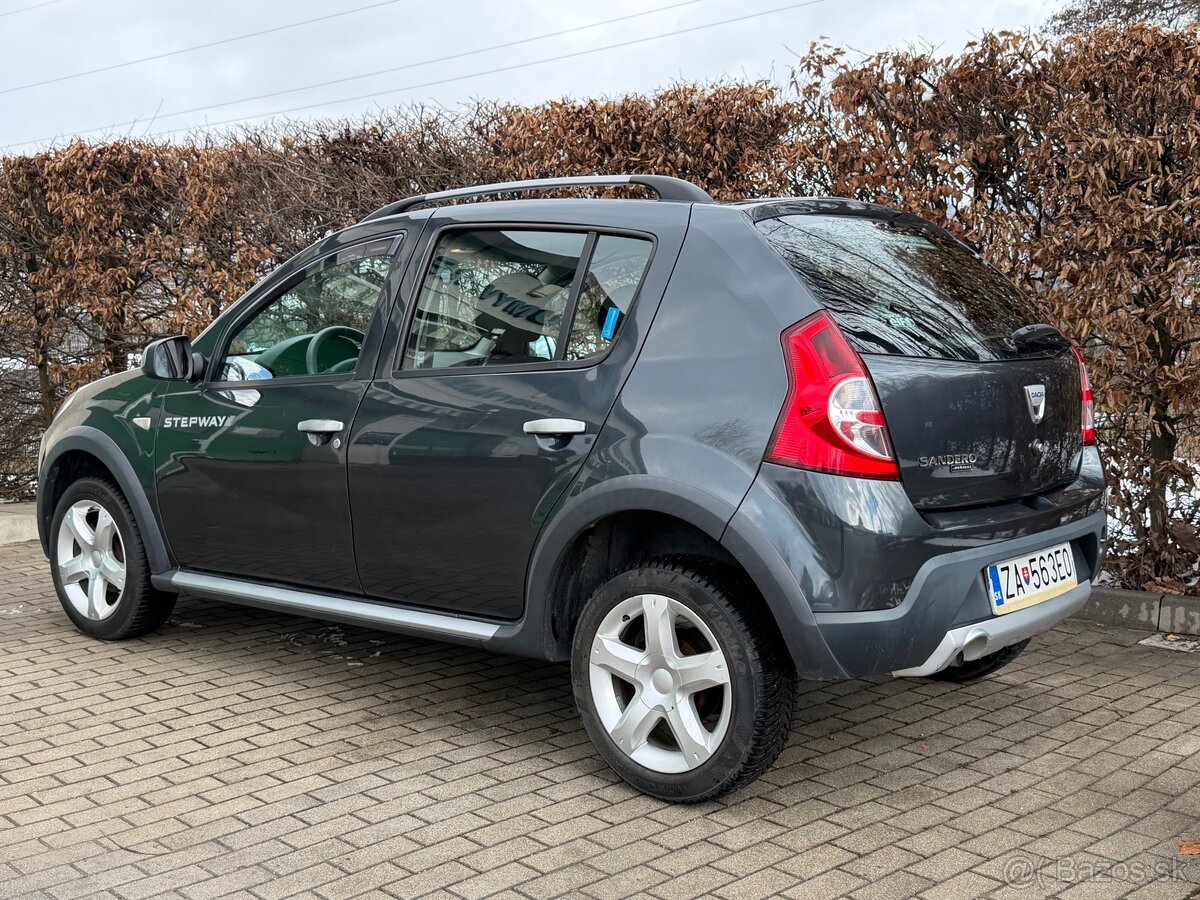 Dacia Sandero 1.6 MPI 64 kW - 6