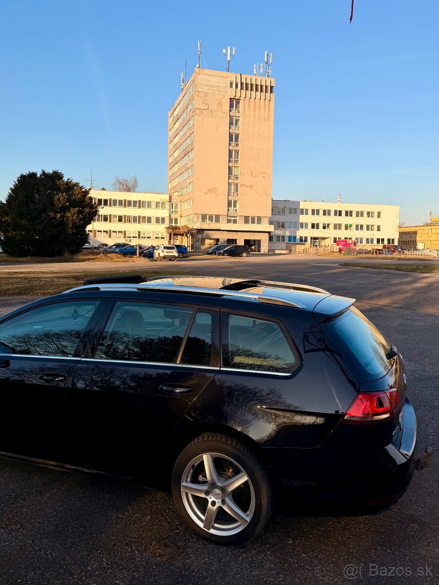 VW Golf 7 Variant 2.0 TDI 110kW 4Motion Highline - 6