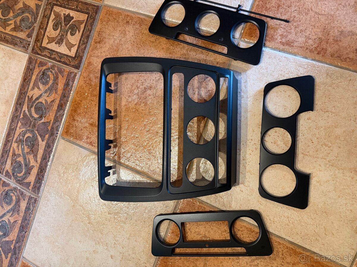 Kritky radia Octavia 2 - 6