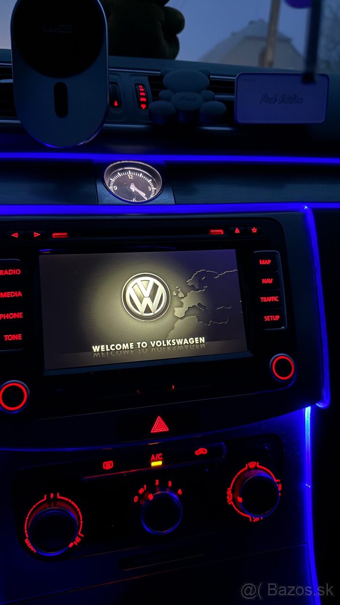 Predám autorádio RNS 510 - 6